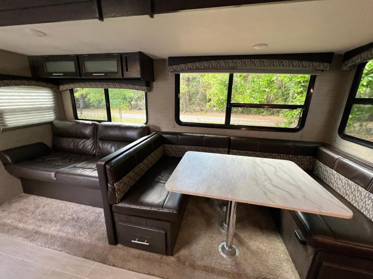 Lake Front Rv Experience Close To Port Canaveral And Kennedy Space Center Hotel Titusville Bagian luar foto