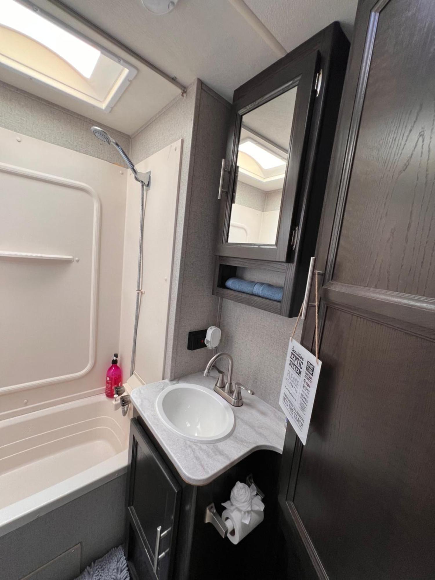 Lake Front Rv Experience Close To Port Canaveral And Kennedy Space Center Hotel Titusville Bagian luar foto